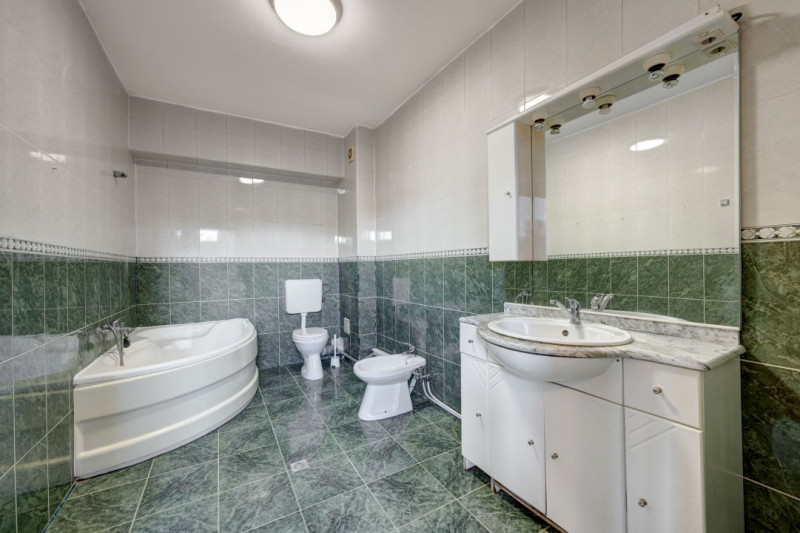 Vila Chibrit, perfecta pentru birouri, la inchiriere acum!