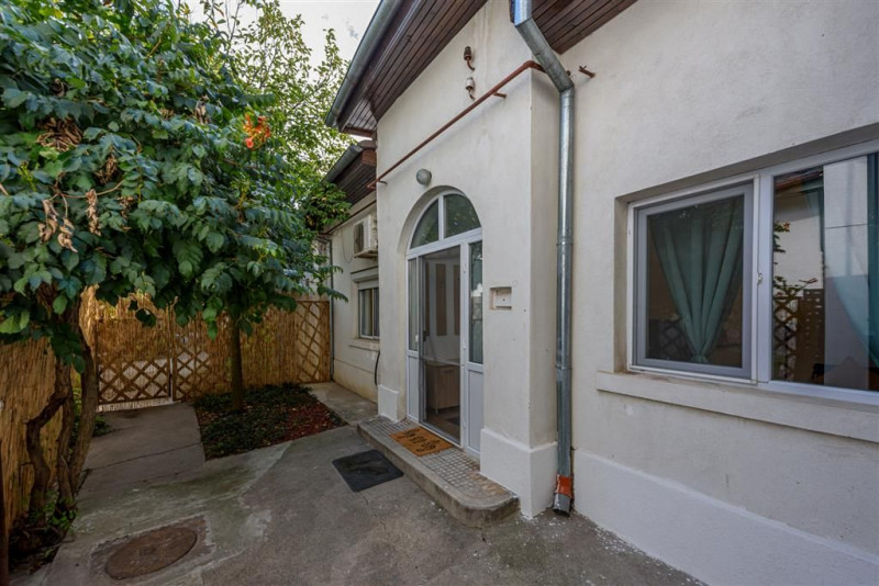 Casa chocheta de închiriat, la Piata Chibrit!