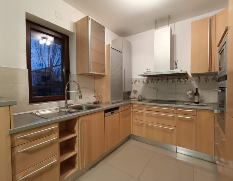 Otopeni Vila Duplex - 4 Camere - Luxor Residence