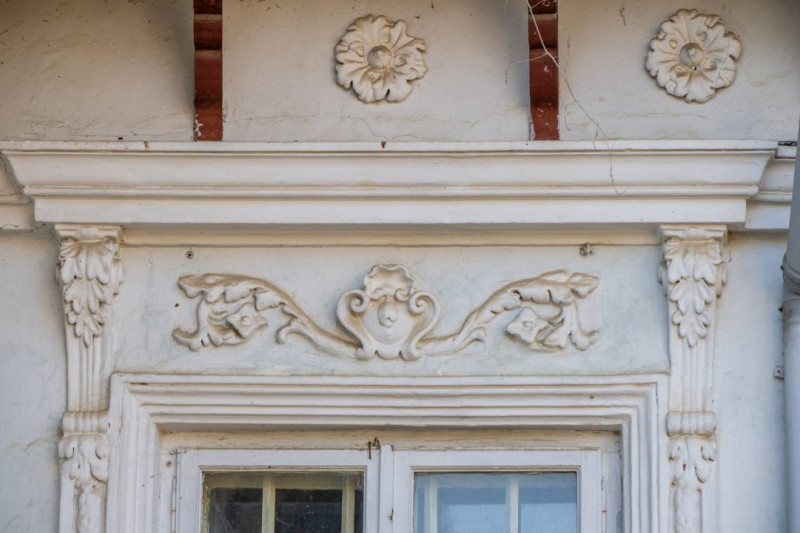 Conac Boieresc - Ceptura de Jos , o Bijuterie Istorica!