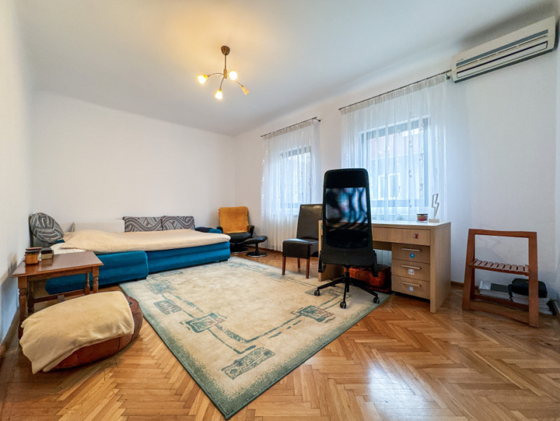 Vila cu personalitate,  zona Belvedere-Orhideea!