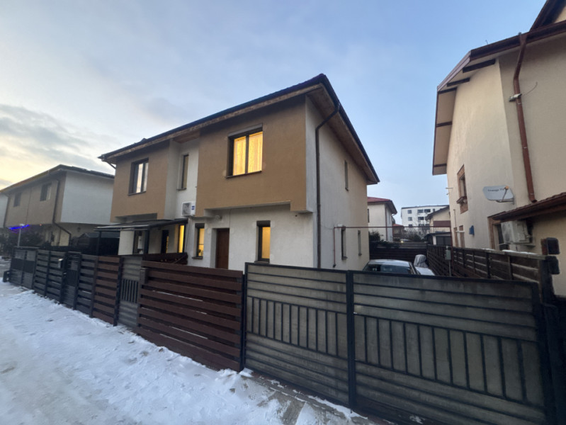 Vila de 3 camere, Luxor Residence Otopeni, 1 loc parcare inclus, curte privata