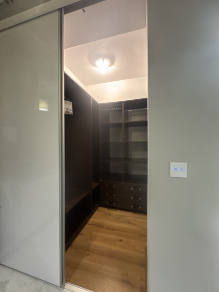 Apartament HUGE, 2 camere, 89mp utili, pe strada Zizin, zona Vitan Mall