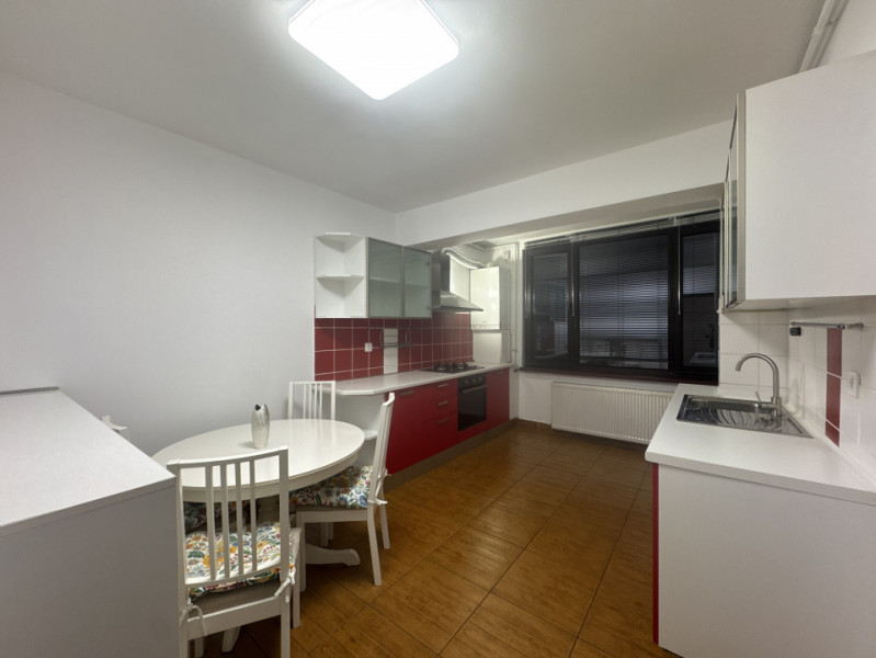 Apartament HUGE, 2 camere, 89mp utili, pe strada Zizin, zona Vitan Mall