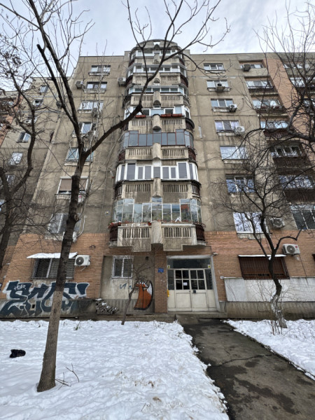 Apartament spatios de 2 camere, 63,70mp totali, bloc 1990, Sos. Virtutii