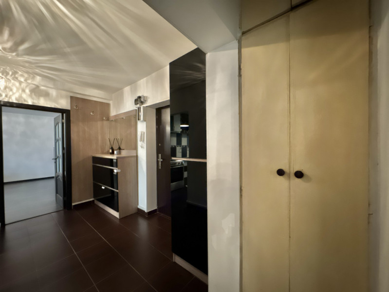 Apartament spatios de 2 camere, 63,70mp totali, bloc 1990, Sos. Virtutii