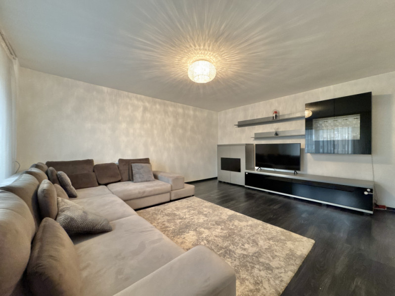 Apartament spatios de 2 camere, 63,70mp totali, bloc 1990, Sos. Virtutii