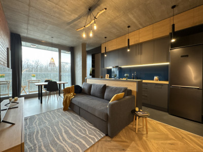 Garsoniera Cu Vedere La Padure, ready to move! La prima Inchiriere!