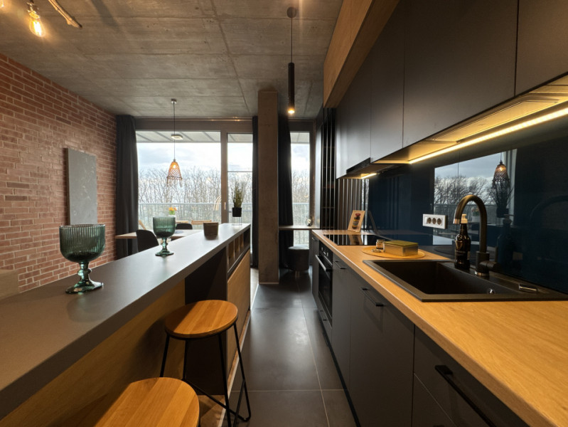 Garsoniera Cu Vedere La Padure, ready to move! La prima Inchiriere! Comision 0%