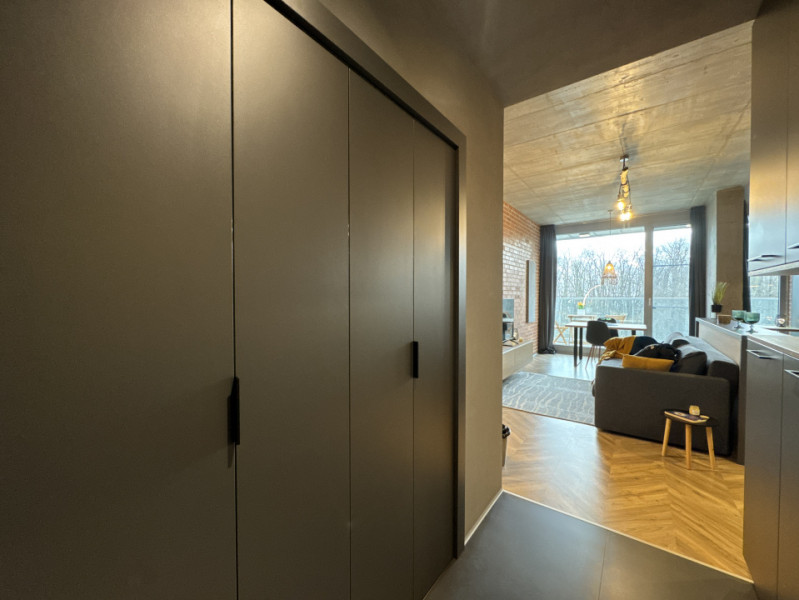 Garsoniera Cu Vedere La Padure, ready to move! La prima Inchiriere! Comision 0%