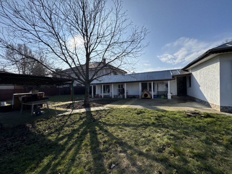 Casa cu teren de 683 mp în Otopeni-Odai