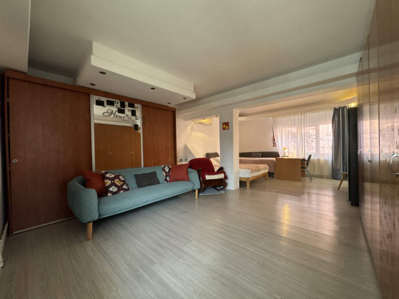 Casa cu teren de 683 mp în Otopeni-Odai