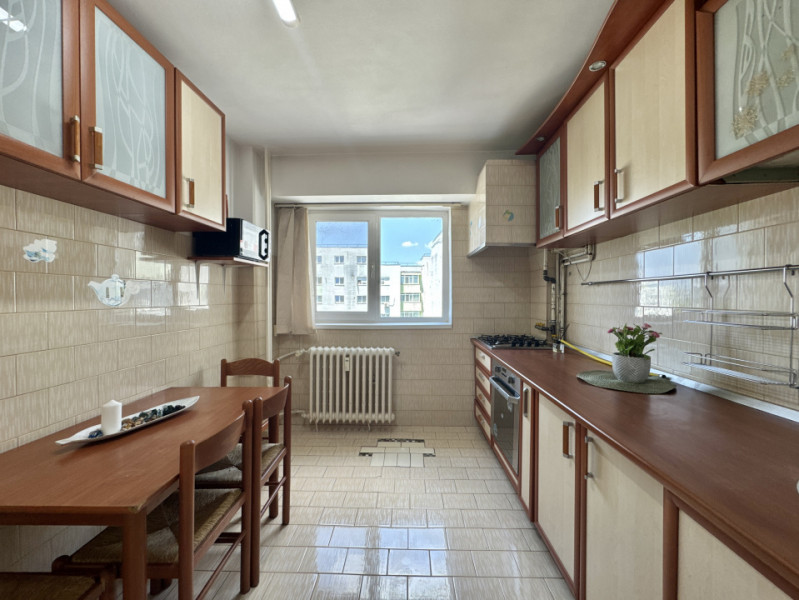 Apartament de 2 camere, bloc 1978 anvelopat, 56,25mp totali, Zona Colentina