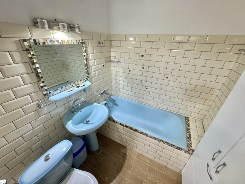 Apartament de 2 camere, bloc 1978 anvelopat, 56,25mp totali, Zona Colentina
