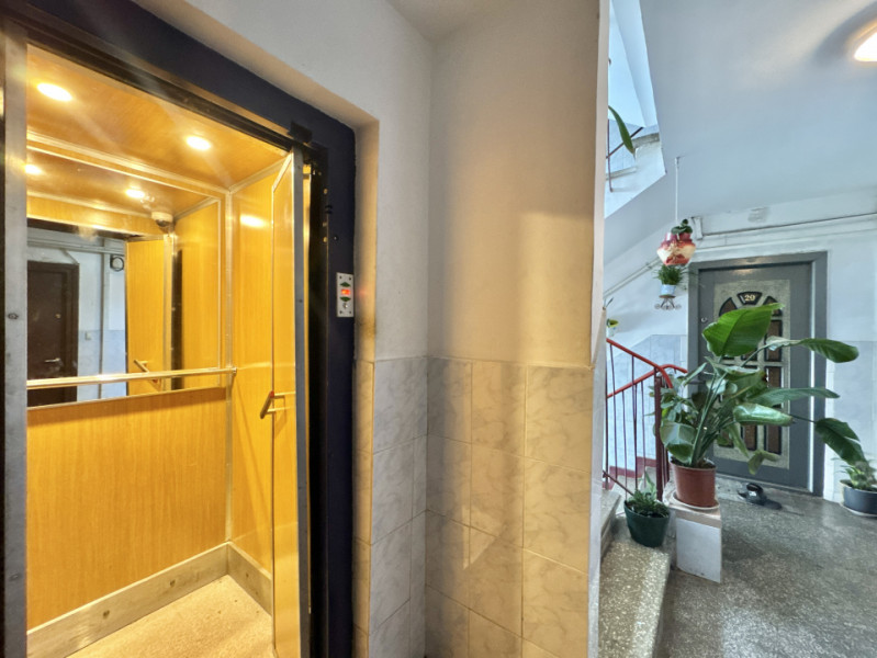 Apartament de 2 camere, bloc 1978 anvelopat, 56,25mp totali, Zona Colentina