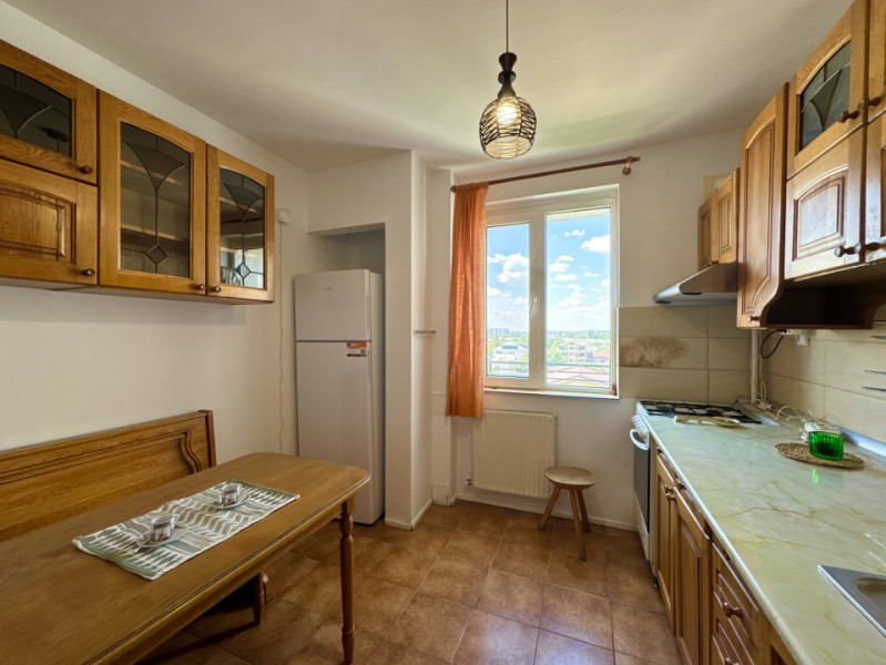 Apartament de 3 camere de inchiriat in zona 1 Mai -Chibrit