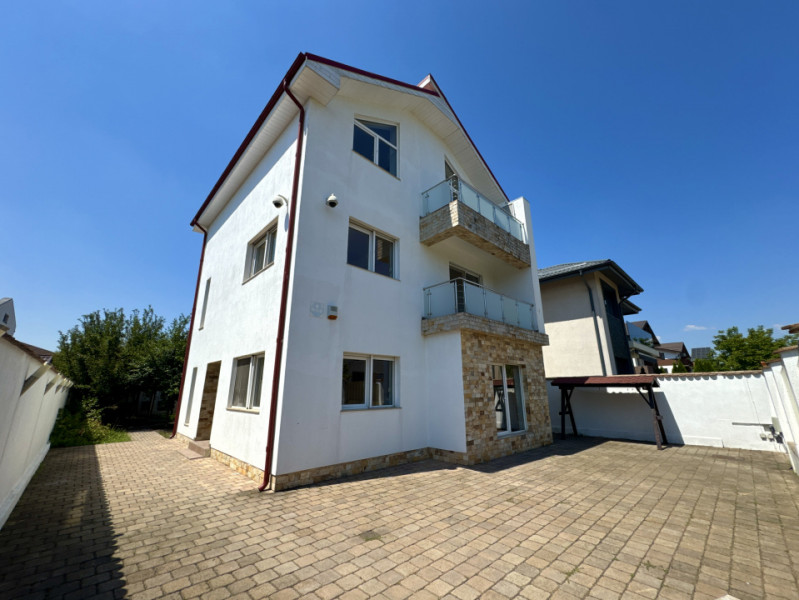 Vila individuala versatila de inchiriat in Otopeni-Odai, 8 camere, 5 bai