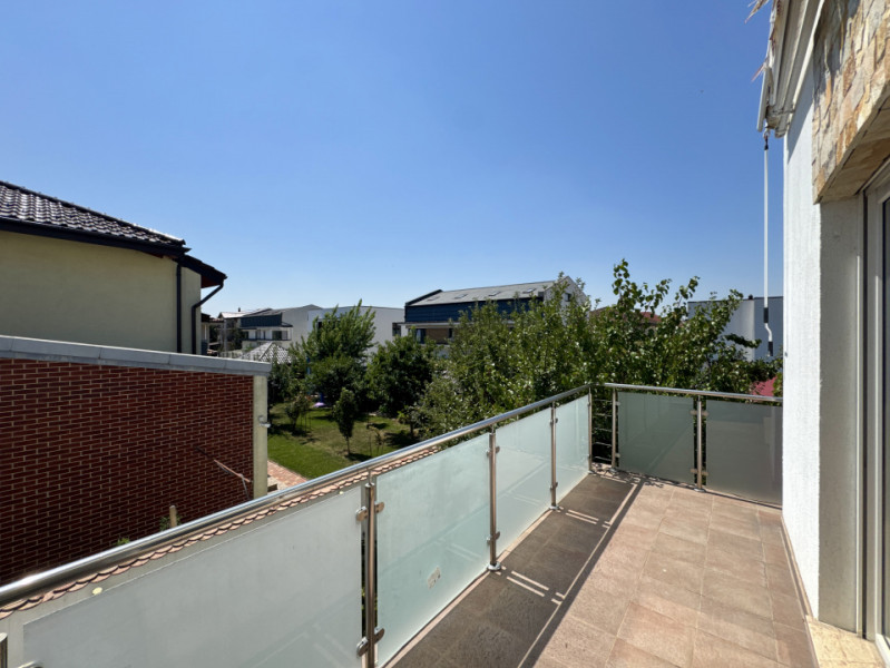 Vila individuala versatila de inchiriat in Otopeni-Odai, 8 camere, 5 bai