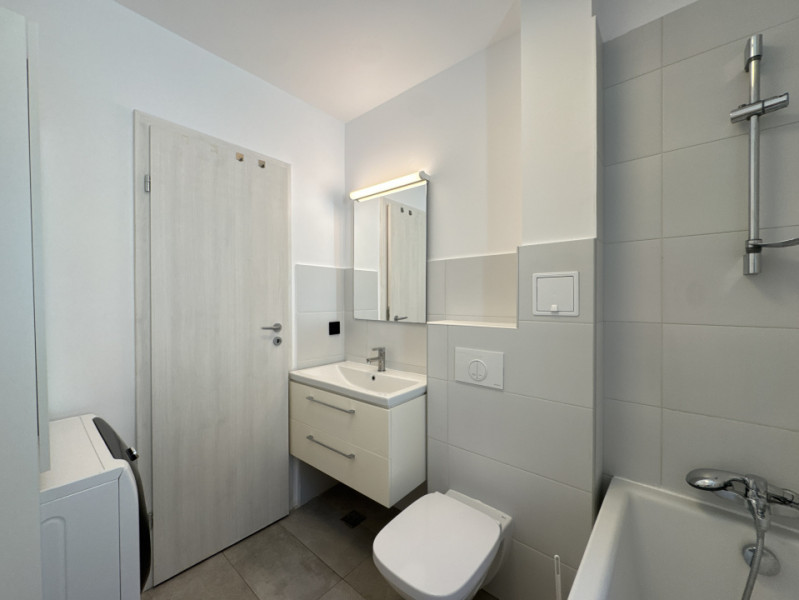 Apartament de 2 camere spatios, loc parcare, Otopeni-LaRa Condominium
