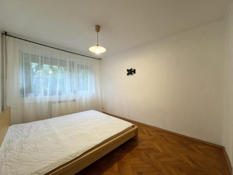 Apartament cu 3 camere de inchiriat in Berceni | loc parcare, parc, bloc izolat