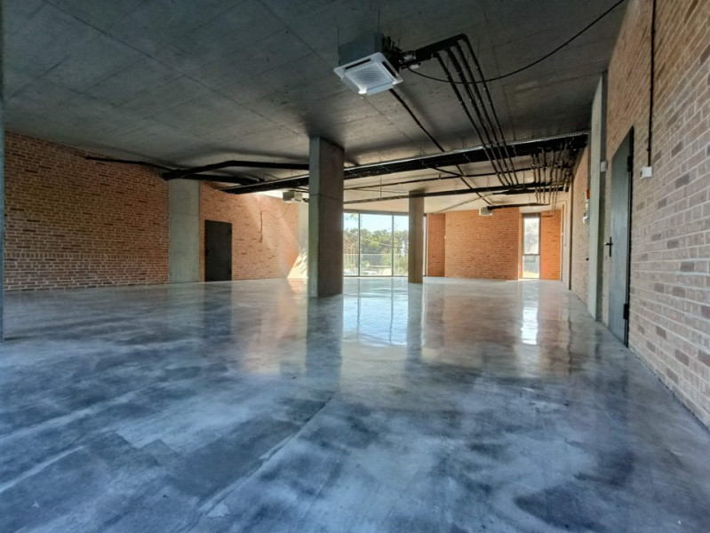 Spatiu Comercial, Design Industrial, Pompe de Caldura